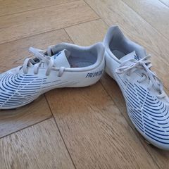 football boots girls
