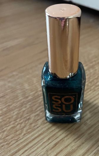 So Su Nail Polish