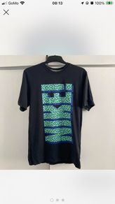Nike tee