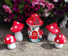 garden ornaments