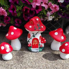 garden ornaments