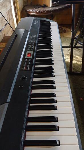 DP 26 Digital Piano Keyboard RRP 399