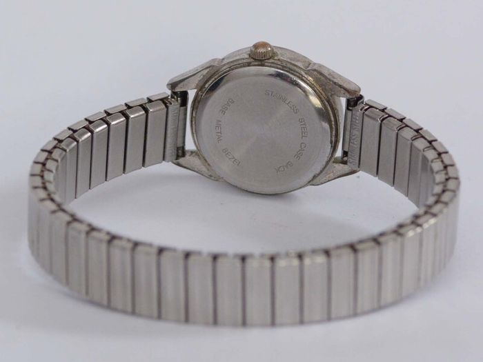 Ladies Quartz Watch