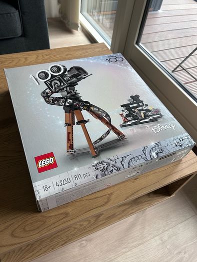 LEGO Disney Classic Walt Disney Tribute Camera 43230