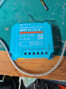 Victron MPPT 75/15 solar controller