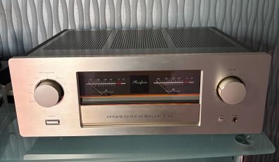 Accuphase E 406 integrated Amplifier