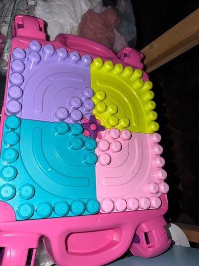 MEGA Bloks Building Blocks Build 'N Learn Table Pink and Purple