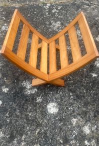 Magazine holder