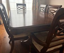 Ashley Furniture Extending Dining Table Solid Wood 6 Chairs