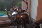 Swivel EPNS Teakettle on Stand