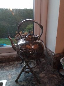 Swivel EPNS Teakettle on Stand