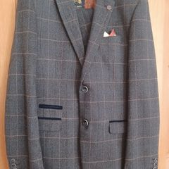Men's Suit