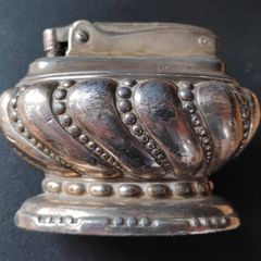 Vintage silver plated Ronson "Crown" table lighter