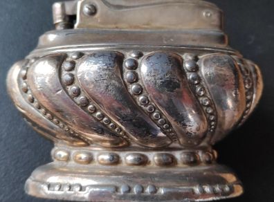 Vintage silver plated Ronson "Crown" table lighter