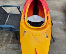 Kayak Pyranah 230 InaZone