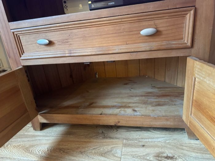 Corner TV Unit