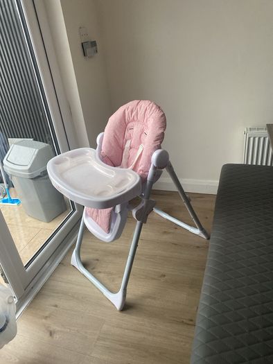 Girls highchair