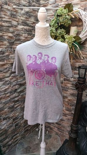 Take That Progress Live 2011 concert t-shirt The last time the full line up toured together  In great condition Front and back print Size small