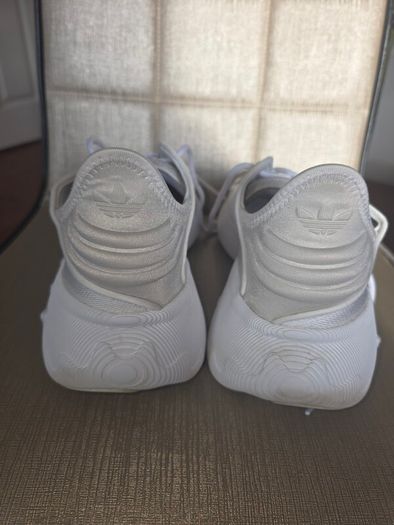 Adidas runners UK 9,5