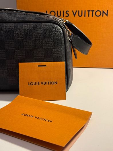 Louis Vuitton Dopp Kit