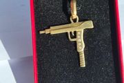 18K Gold Pendant