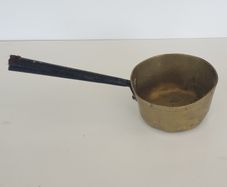 Brass heavy forged cooking pot antique