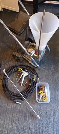 spray pump