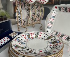 Elizabethan Staffordshire Fine Bone China