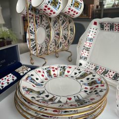 Elizabethan Staffordshire Fine Bone China