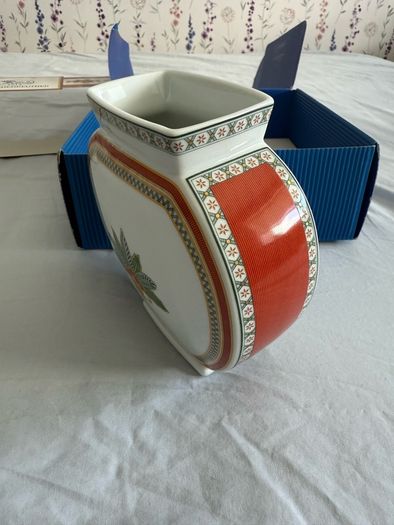 Hutschenreuther Vase and Plate