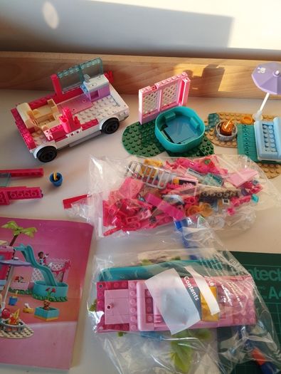 Barbie Dream Camper / Camping Playset