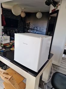 Russell Hobbs 43 litre mini fridge