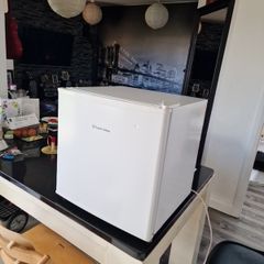 Russell Hobbs 43 litre mini fridge