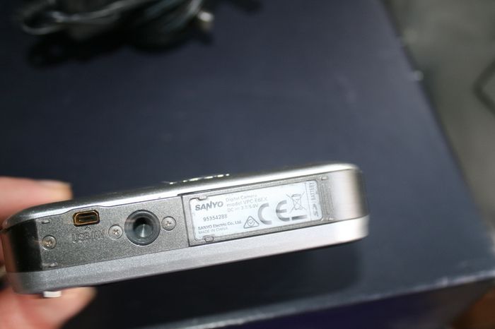 Sanyo Xacti E6 Digital Camera Vpc-e6 Tested