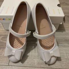 Girls Geox White Patent Leather/ Pearl effect Communion shoes