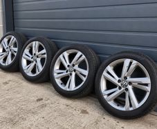 17" Genuine VW R-Line Dark Grey