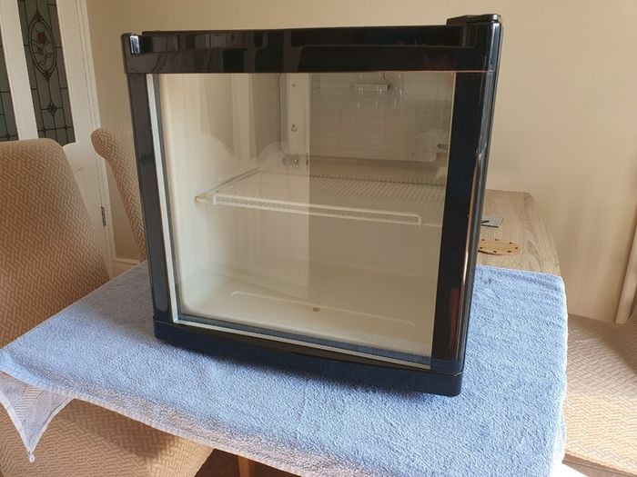 Mini Drinks Fridge