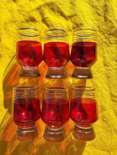 Mid Century Footed Glasses Set of 6.