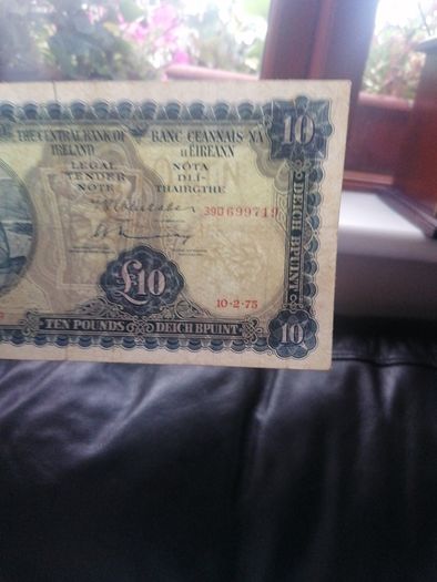 1975 Irish Ten Pounds Banknote