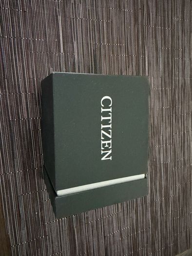 Citizen watch box