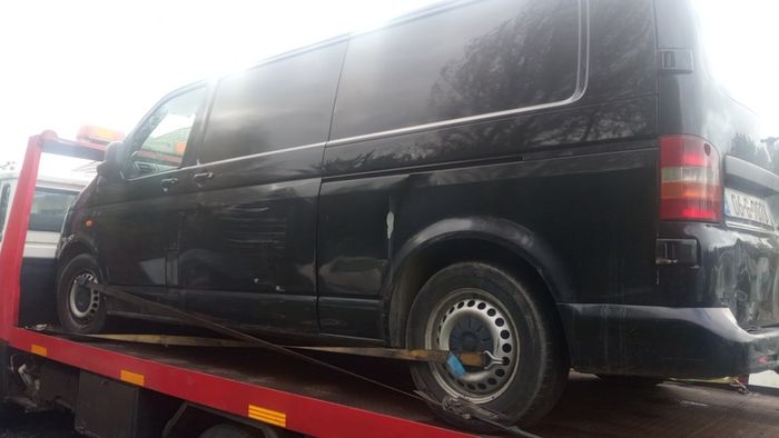 T5 transporters for breaking