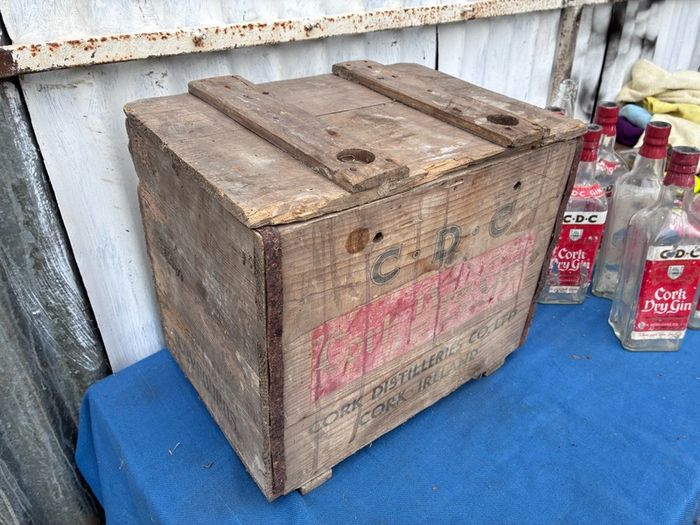 Old Cork Dry Gin crate and 9 bottles
