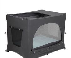 Blackout cover for travel cot