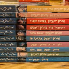 Enid Blyton secret seven books for  kids age 8-12