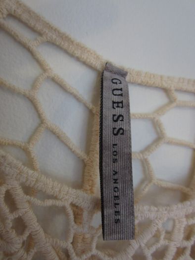 Guess    Size 8/10