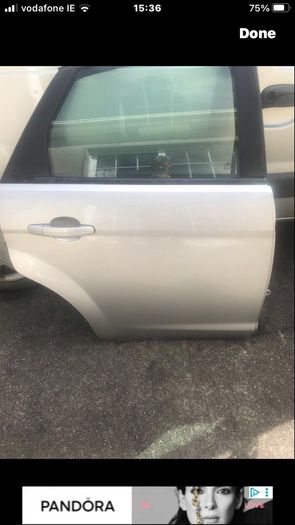 2011 focus passenger door  in silver