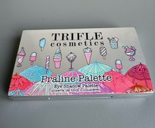 Trifle Cosmetics Praline Eye Shadow Palette