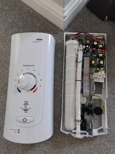 Mira Advance ATL electric shower Mains fed