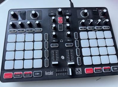 Hercules P32 Dj