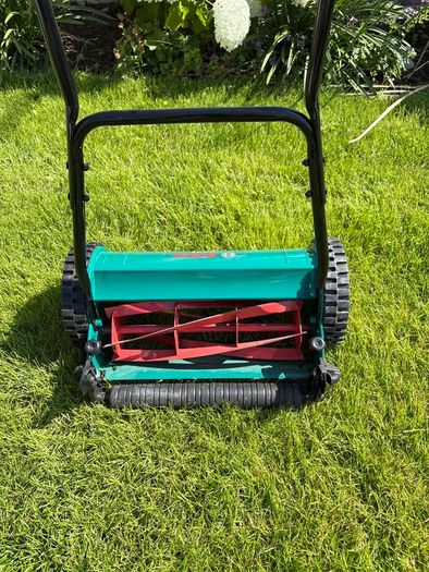 Lawnmower